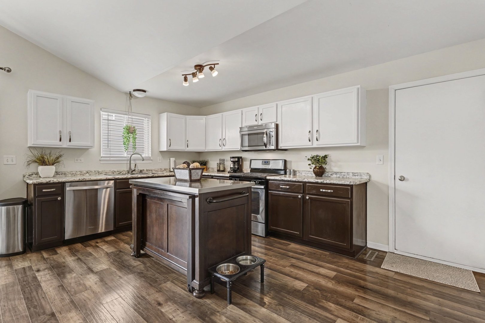 410 Heritage Lane, Plano, IL 60545