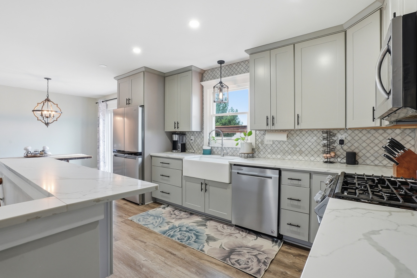 911 Somerset Street, New Lenox, IL 60451