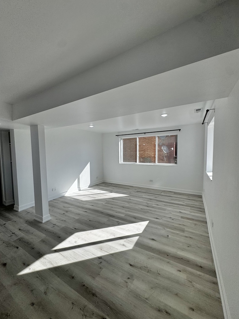 4656 W 87th Street #1, Chicago, IL 60652