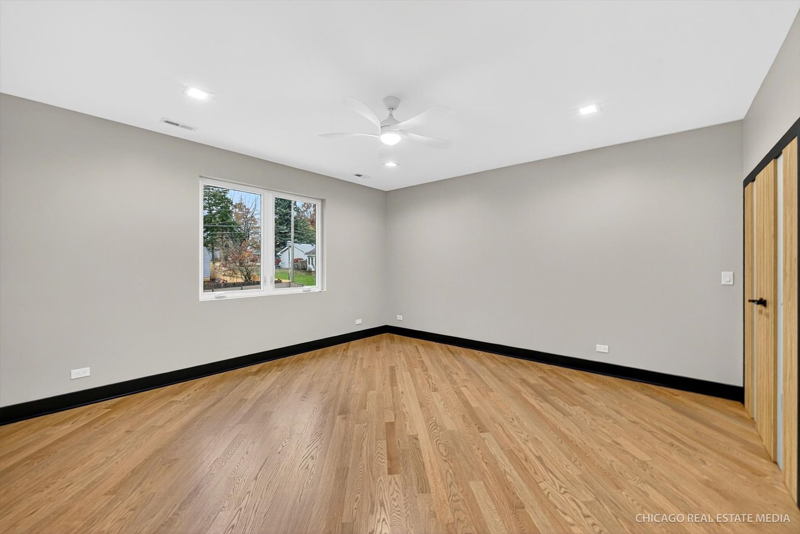 6090 Belmont Road, Downers Grove, IL 60516