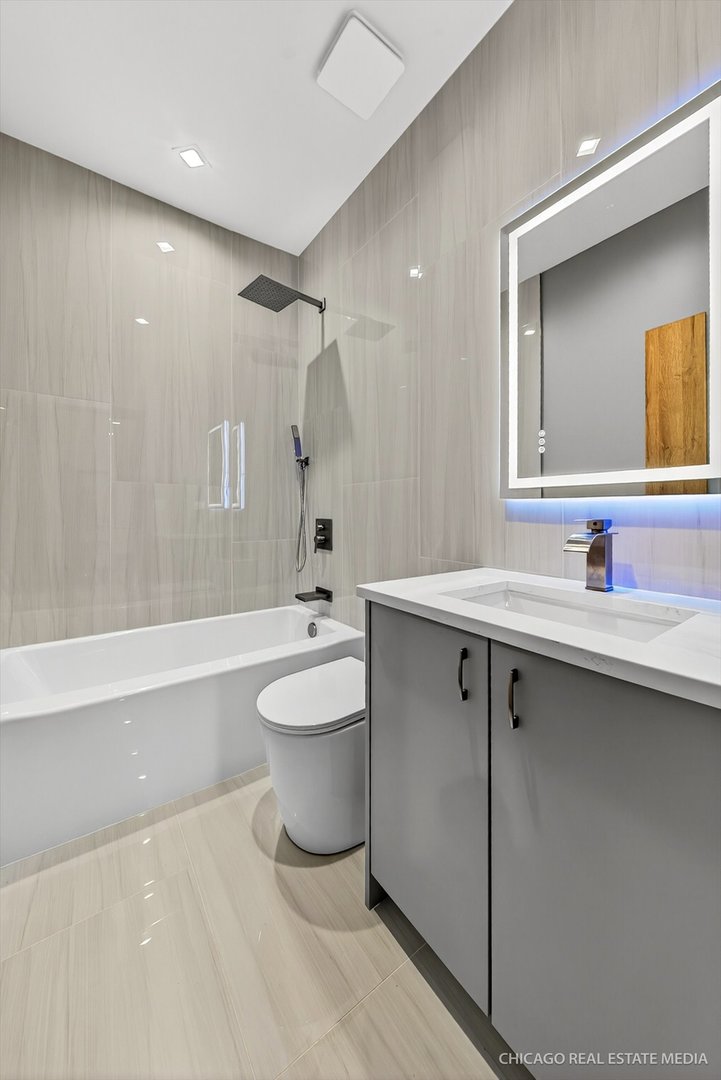 6090 Belmont Road, Downers Grove, IL 60516