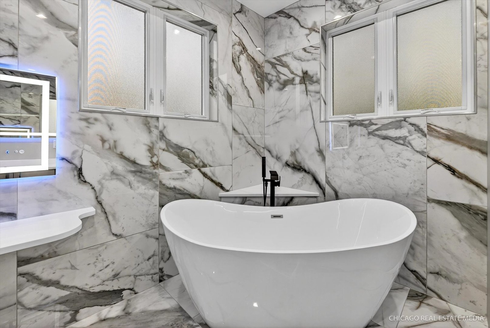 6090 Belmont Road, Downers Grove, IL 60516