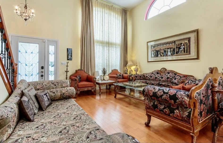 671 Wintergreen Circle, Naperville, IL 60540