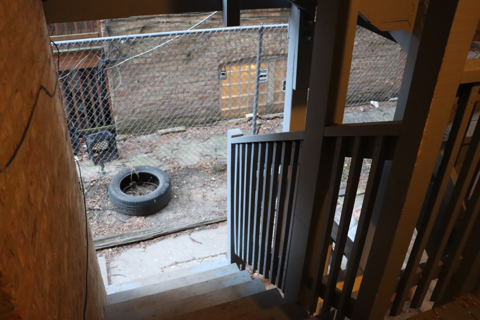 6505 N Bell Avenue, Chicago, IL 60645