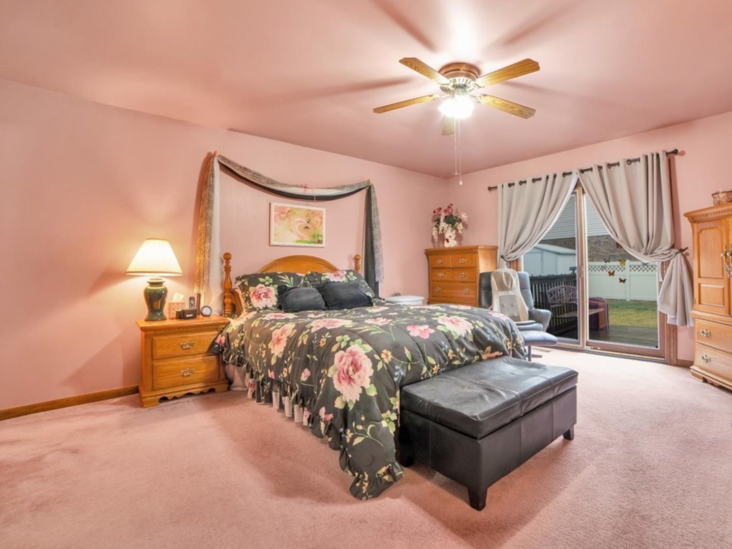 1102 E Ardyce Lane, Mount Prospect, IL 60056