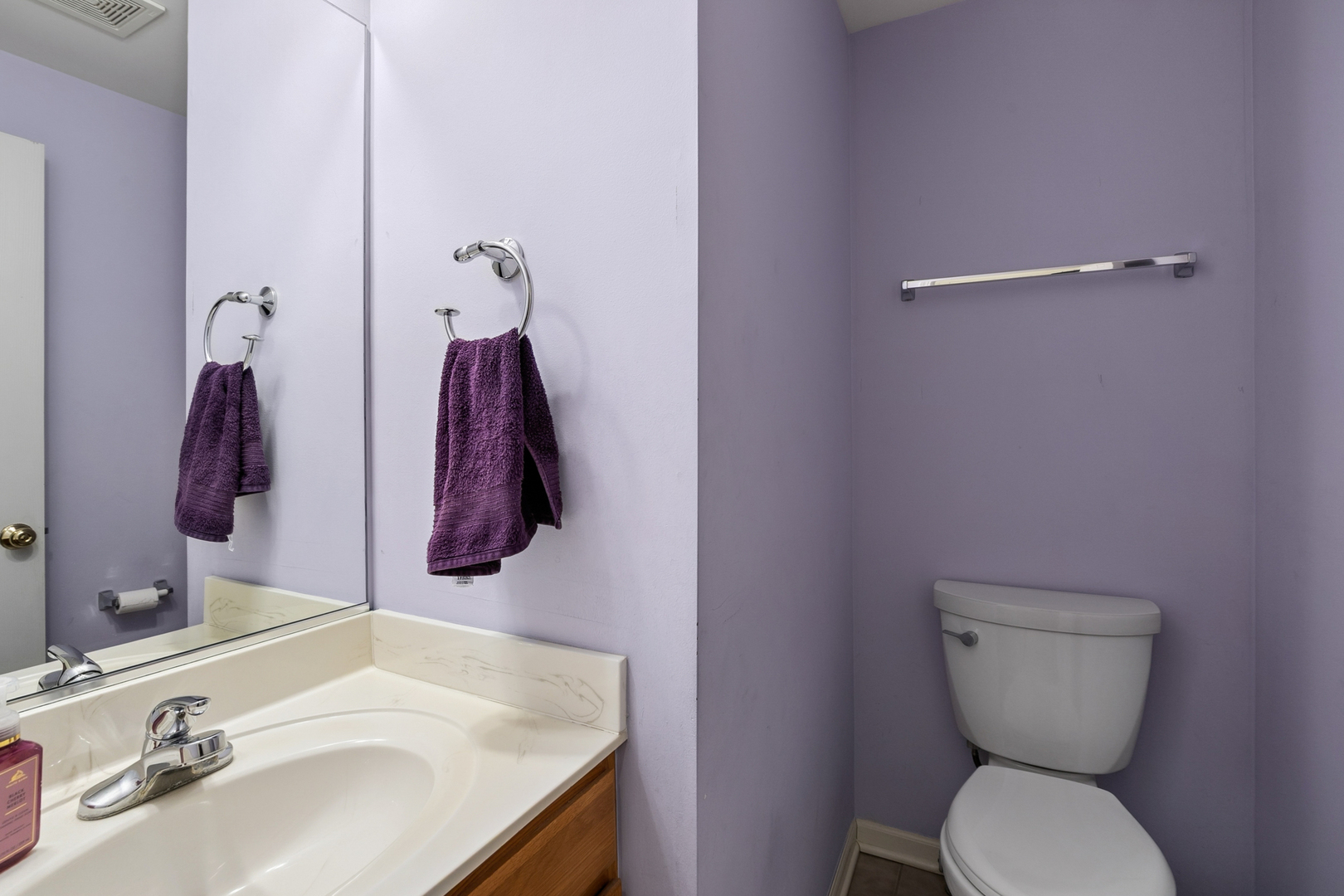 1210 Park View Drive, Antioch, IL 60002