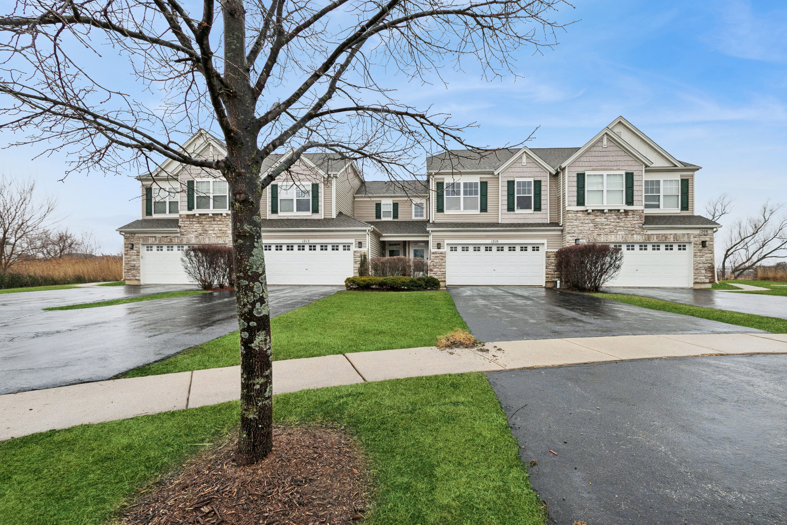 1210 Park View Drive, Antioch, IL 60002