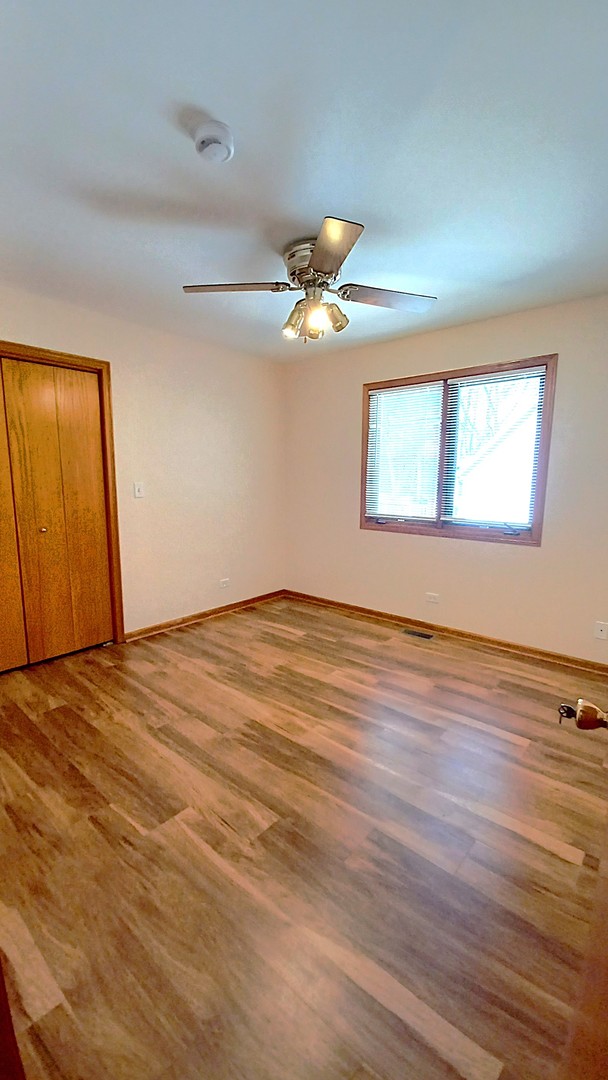 Crest Hill, IL 60403