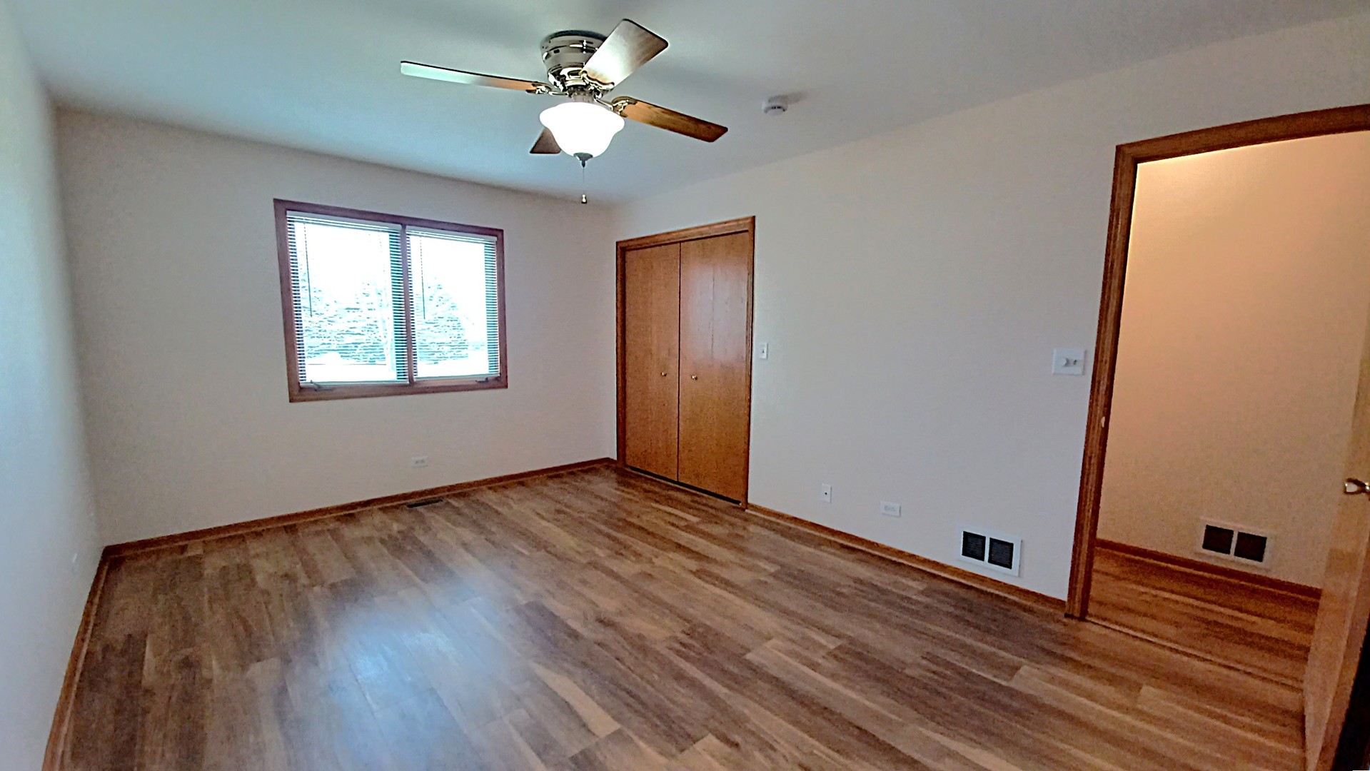 Crest Hill, IL 60403