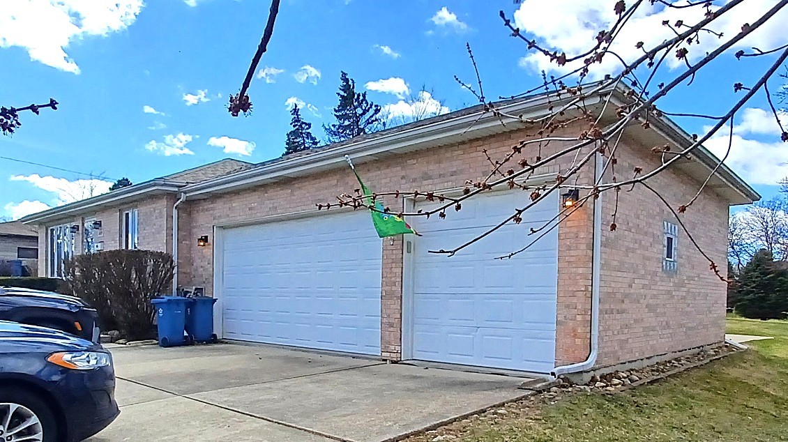 Crest Hill, IL 60403