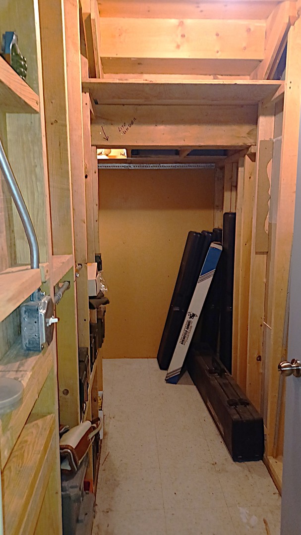 Crest Hill, IL 60403