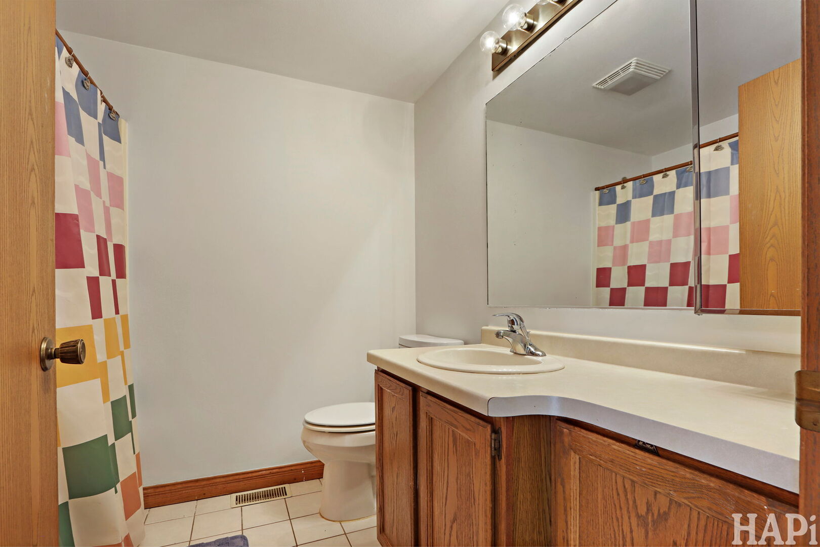 27236 W Northwest Highway, Barrington, IL 60010