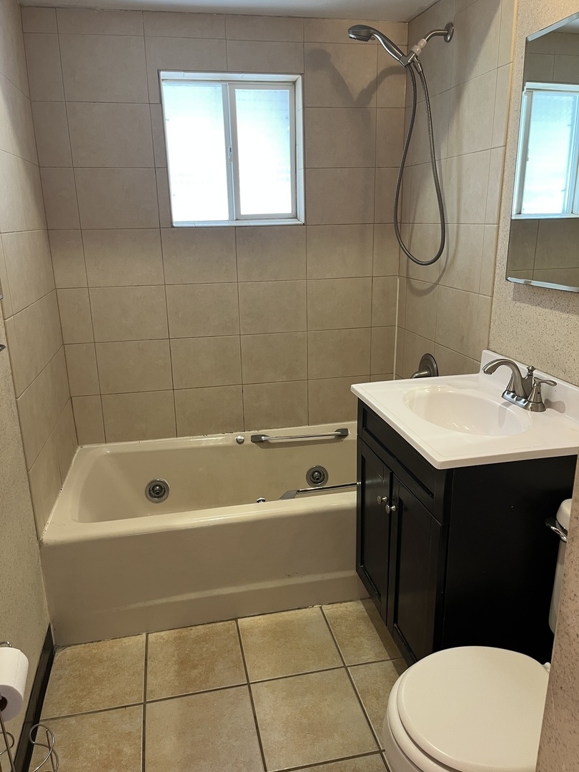 14340 Kilpatrick Avenue, Midlothian, IL 60445