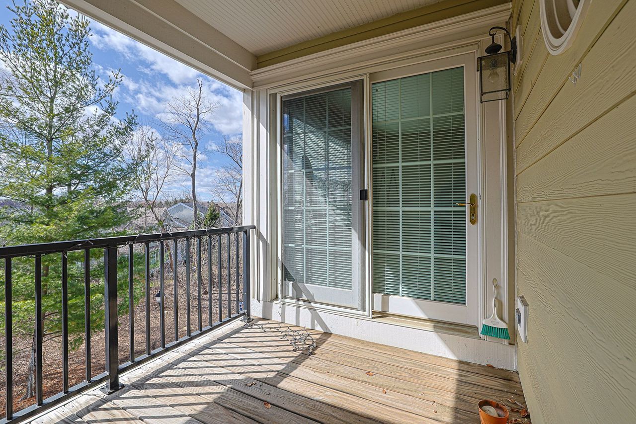 1909 Lynn Circle, Libertyville, IL 60048