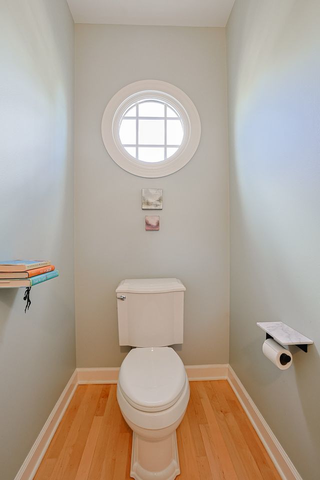 1909 Lynn Circle, Libertyville, IL 60048