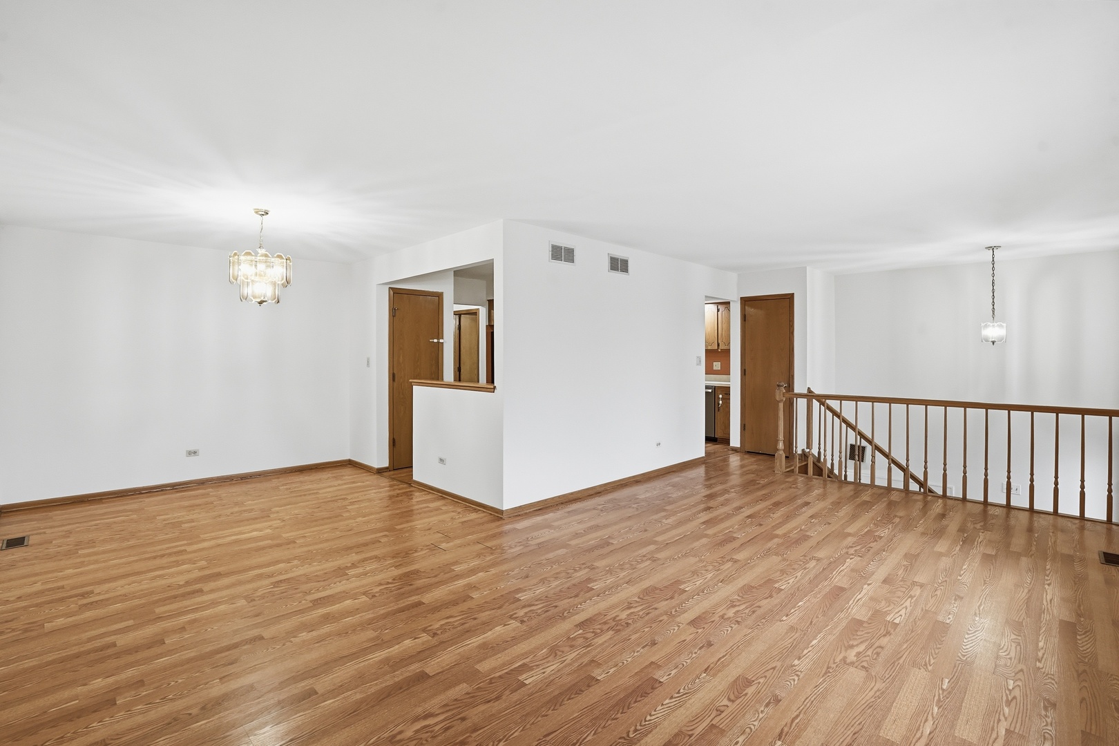 7221 W 154th Street, Orland Park, IL 60462