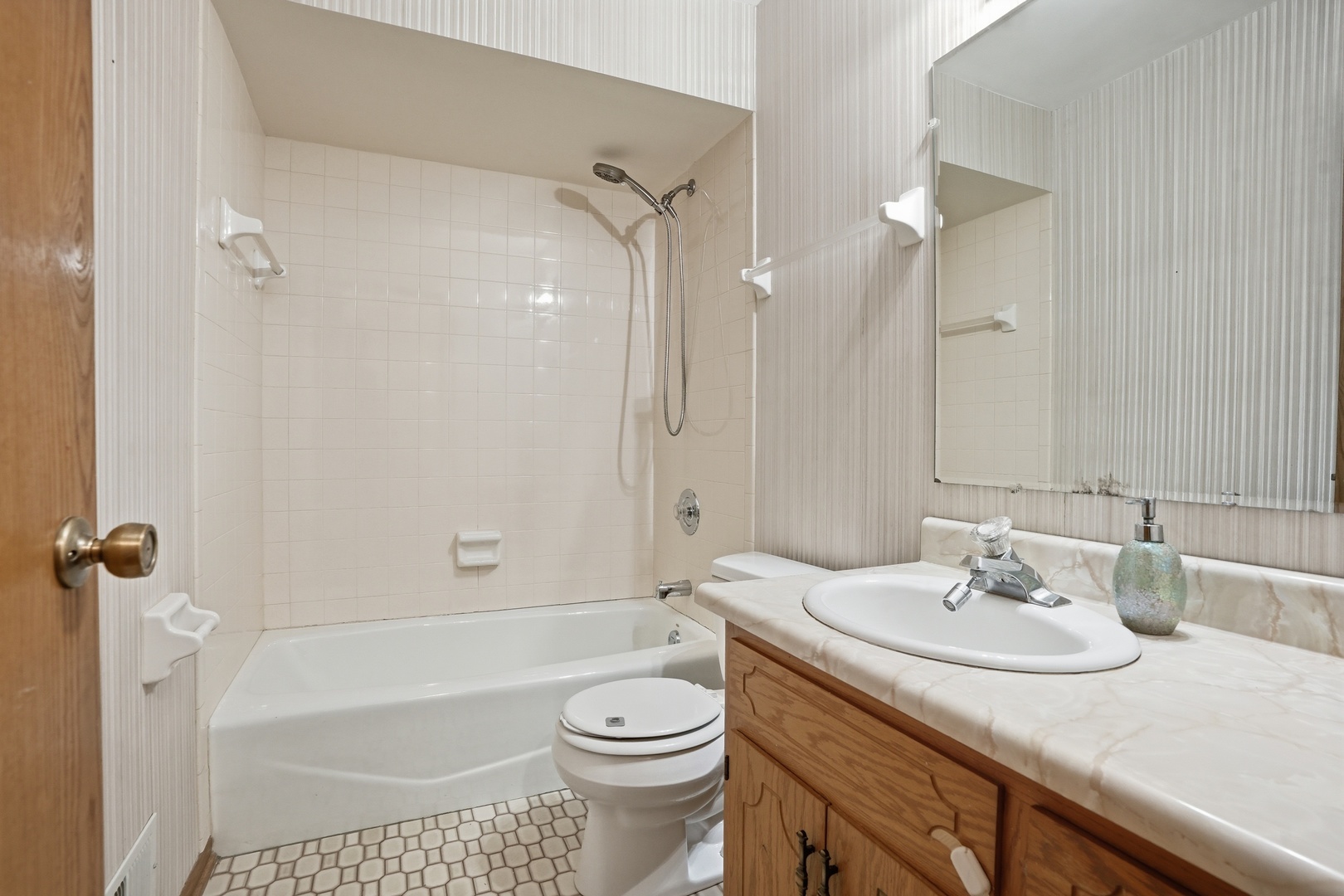 7221 W 154th Street, Orland Park, IL 60462