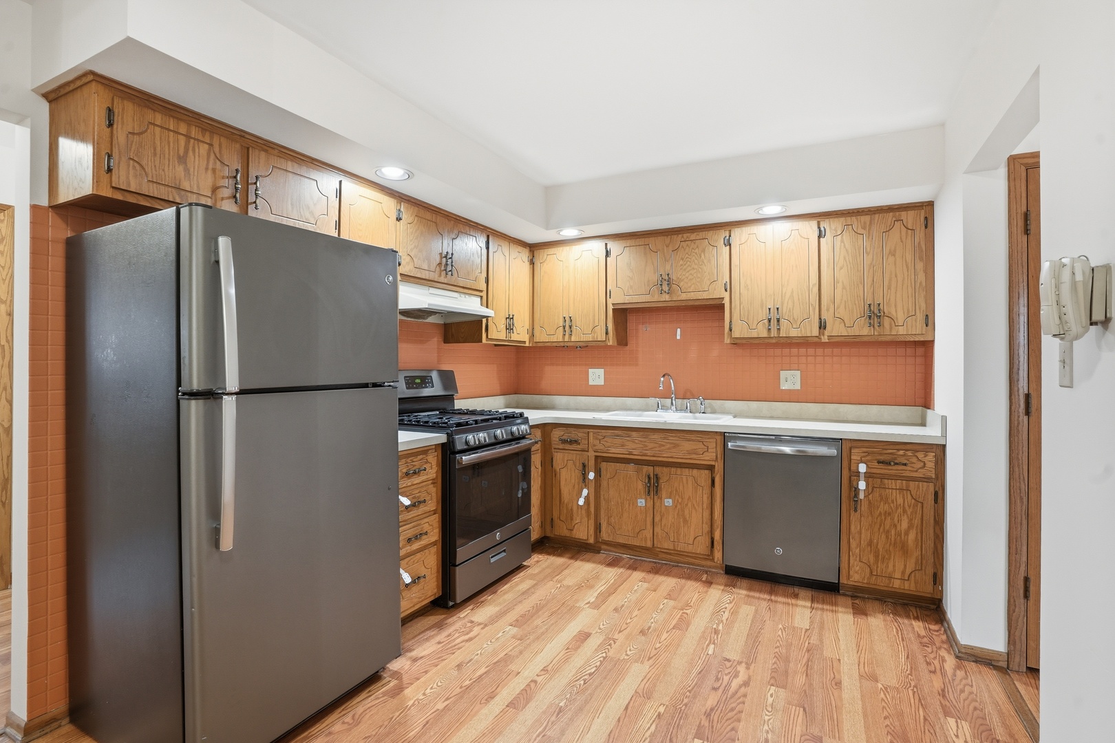 7221 W 154th Street, Orland Park, IL 60462