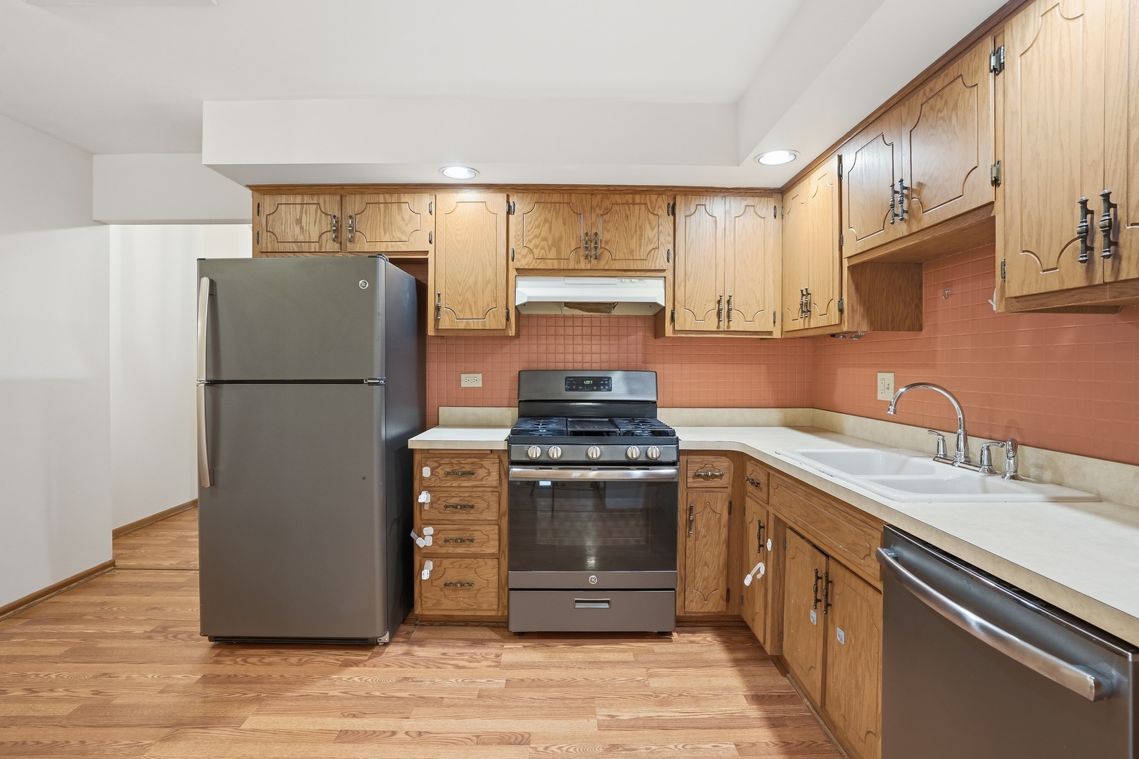 7221 W 154th Street, Orland Park, IL 60462