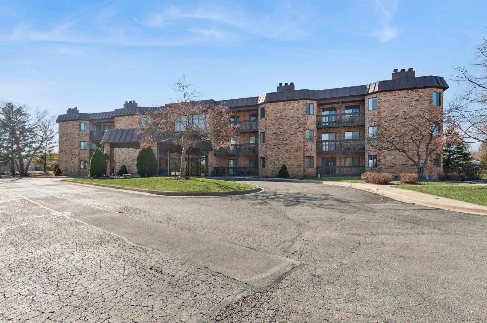 2880 Torrey Pine Lane #2C, Lisle, IL 60532