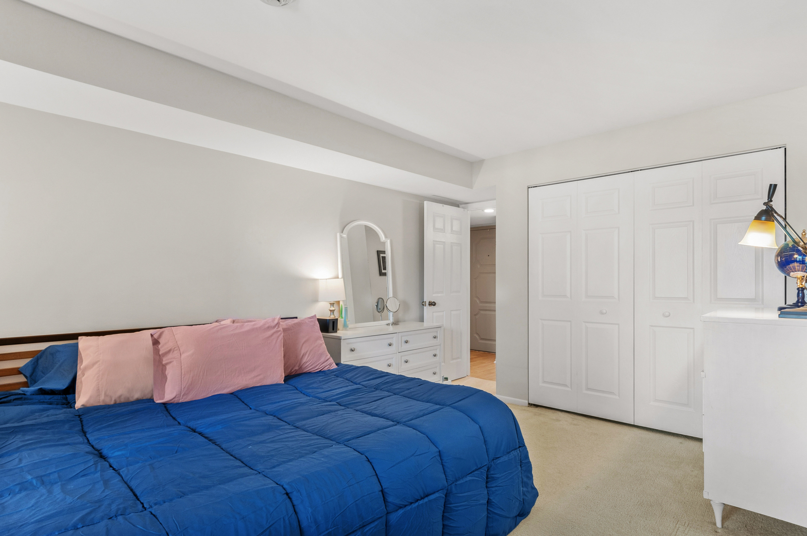 2880 Torrey Pine Lane #2C, Lisle, IL 60532