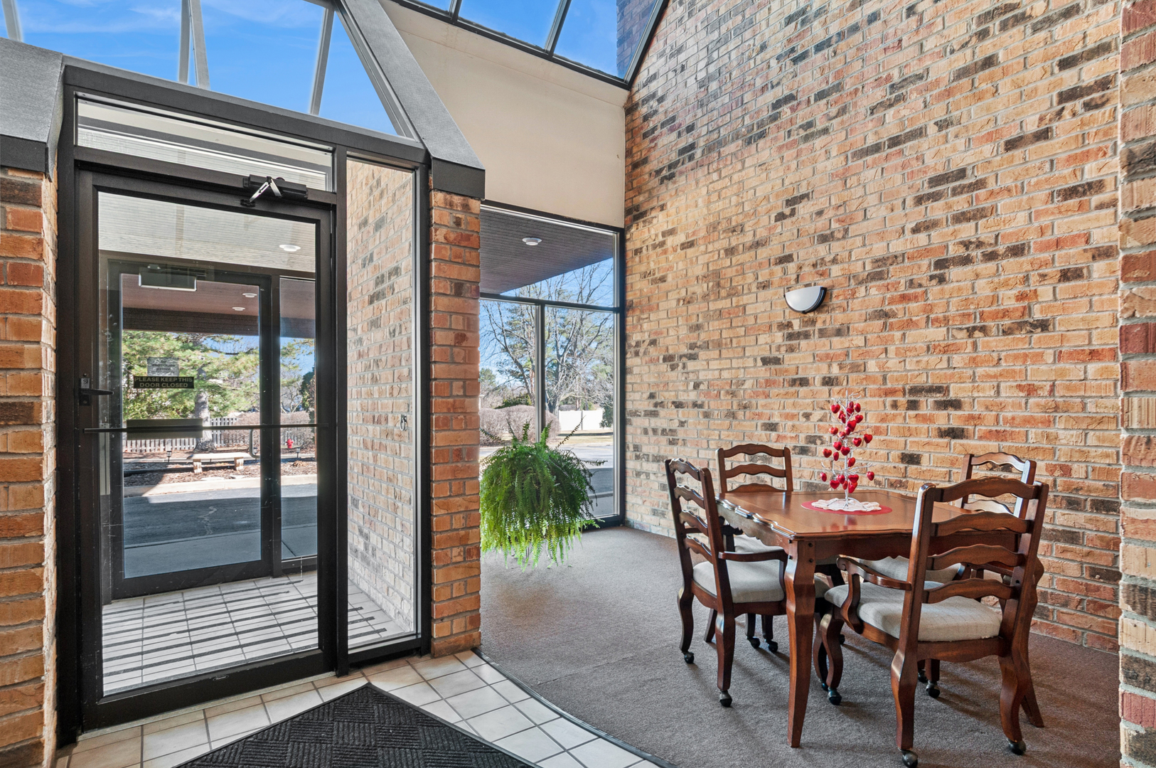 2880 Torrey Pine Lane #2C, Lisle, IL 60532