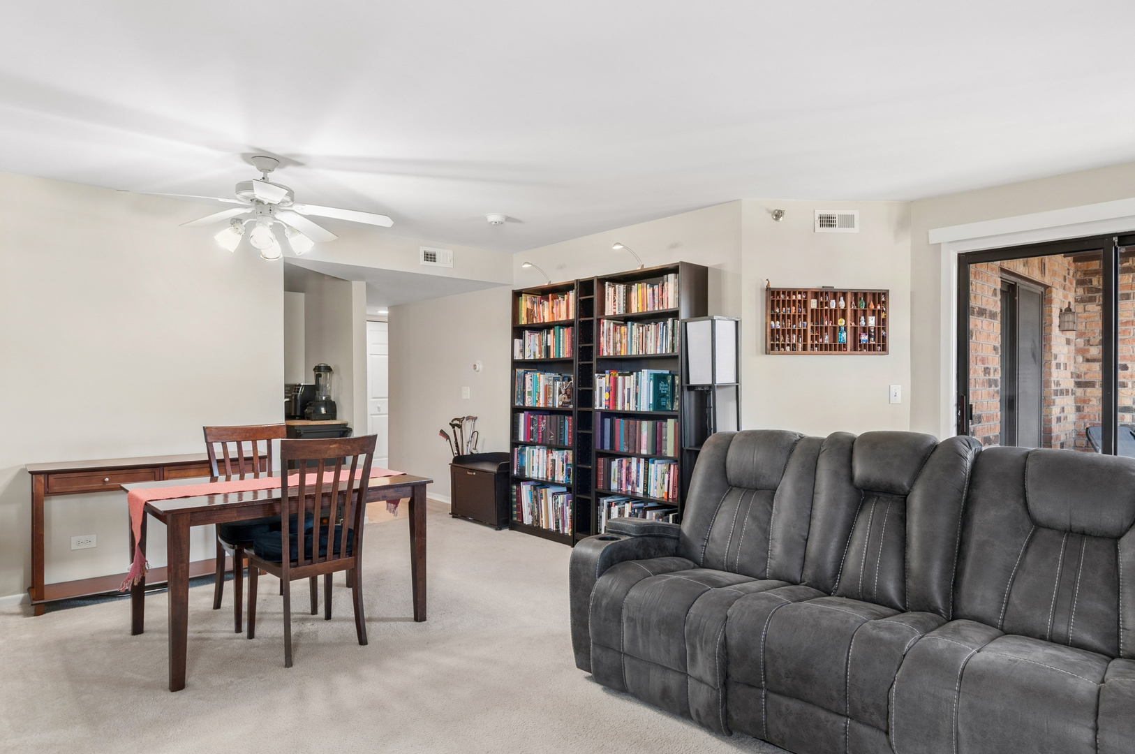 2880 Torrey Pine Lane #2C, Lisle, IL 60532