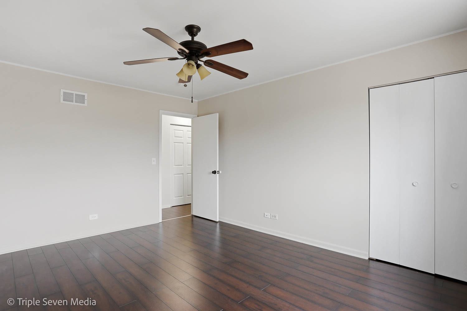 27W119 Cooley Avenue, Winfield, IL 60190