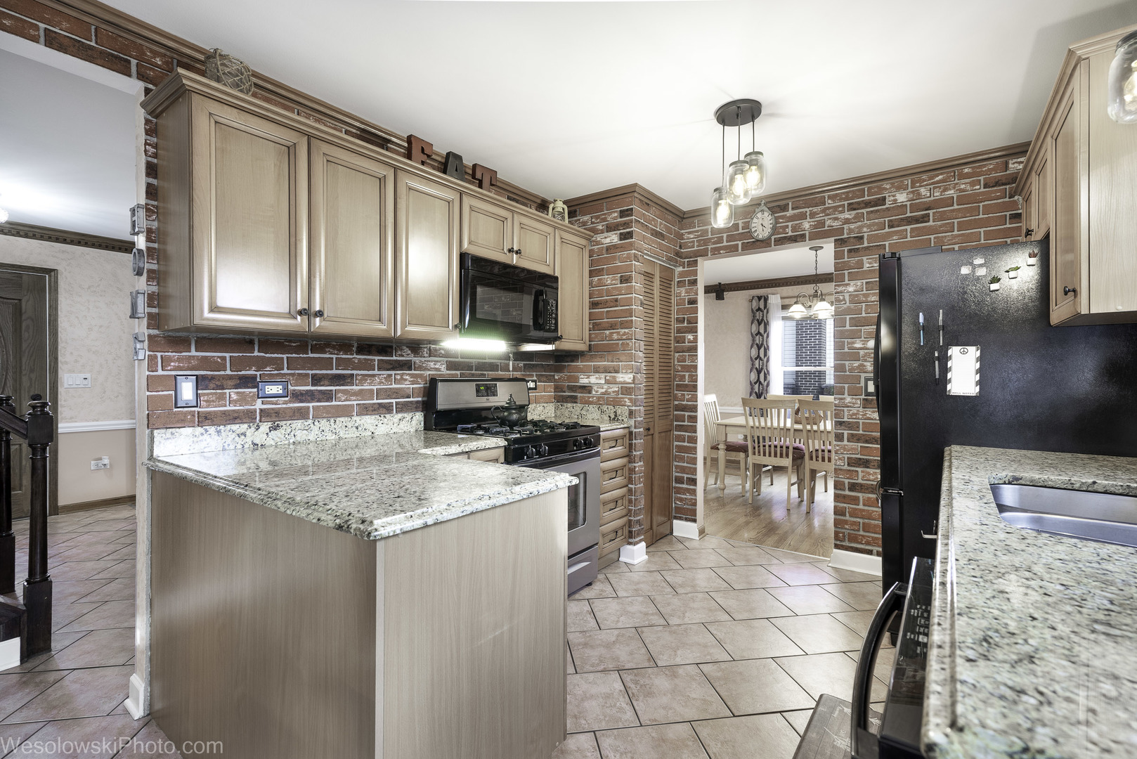 41 Siems Drive, Glendale Heights, IL 60139