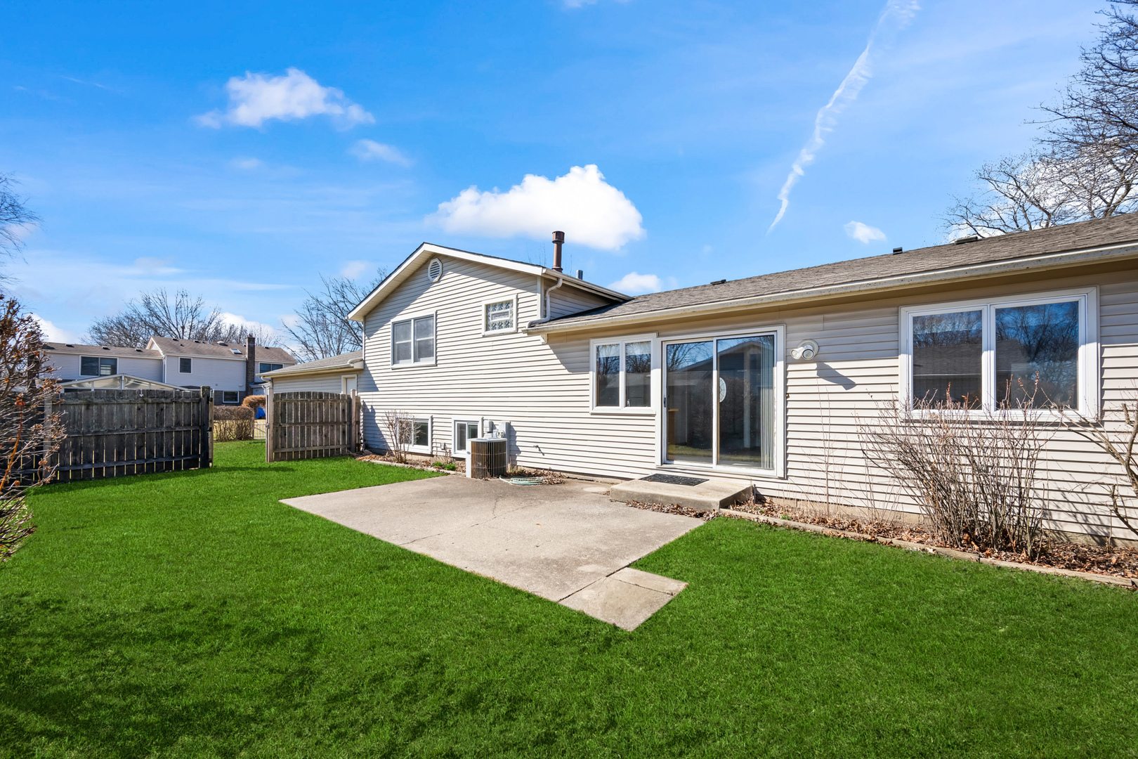 997 N PLUM GROVE Road, Palatine, IL 60067