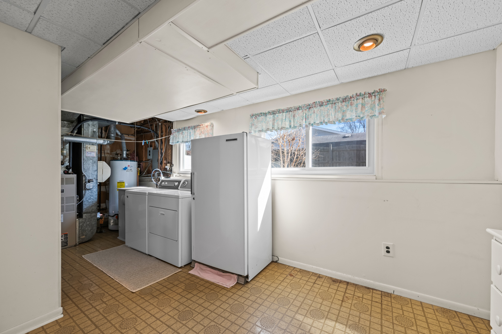 997 N PLUM GROVE Road, Palatine, IL 60067