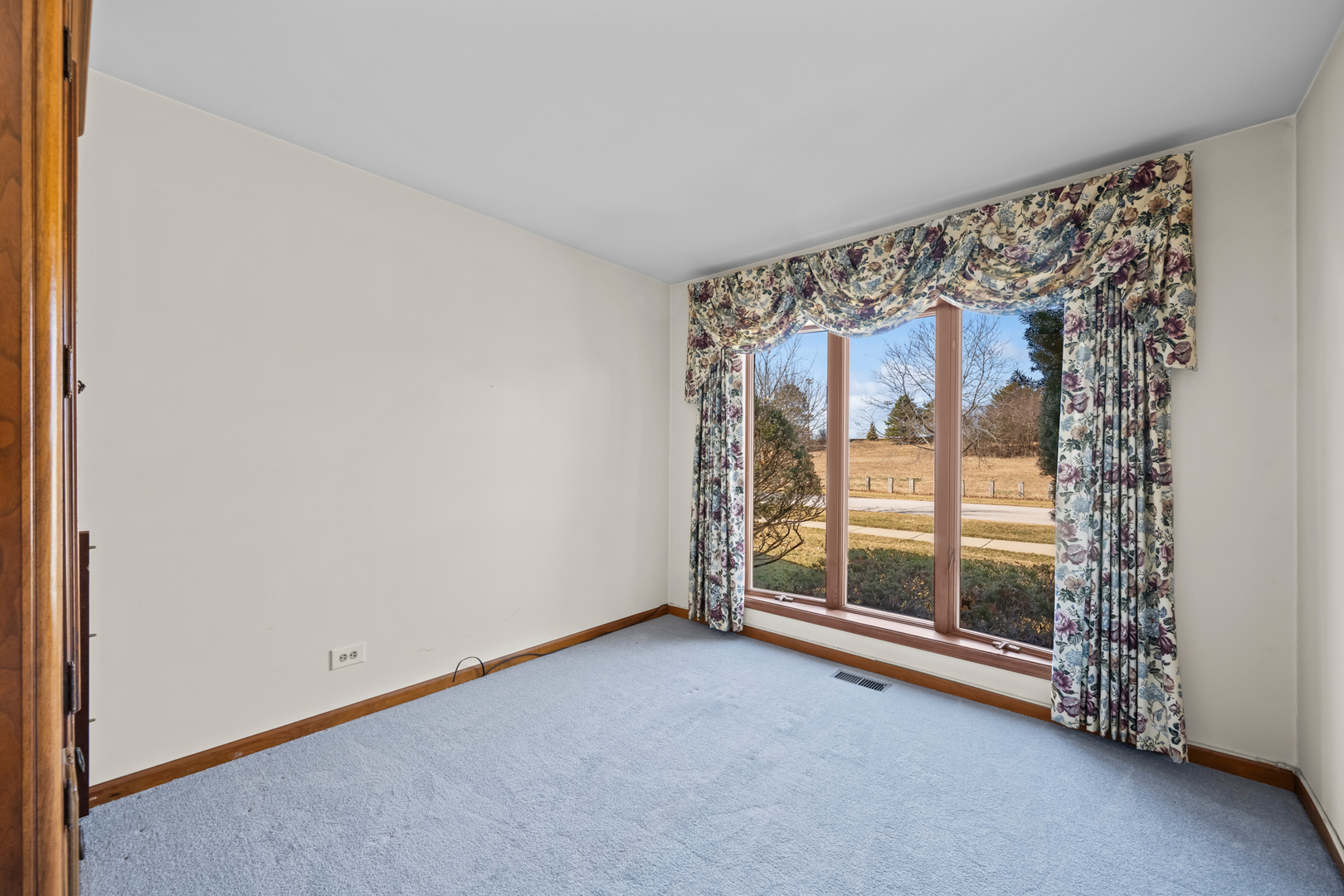 997 N PLUM GROVE Road, Palatine, IL 60067