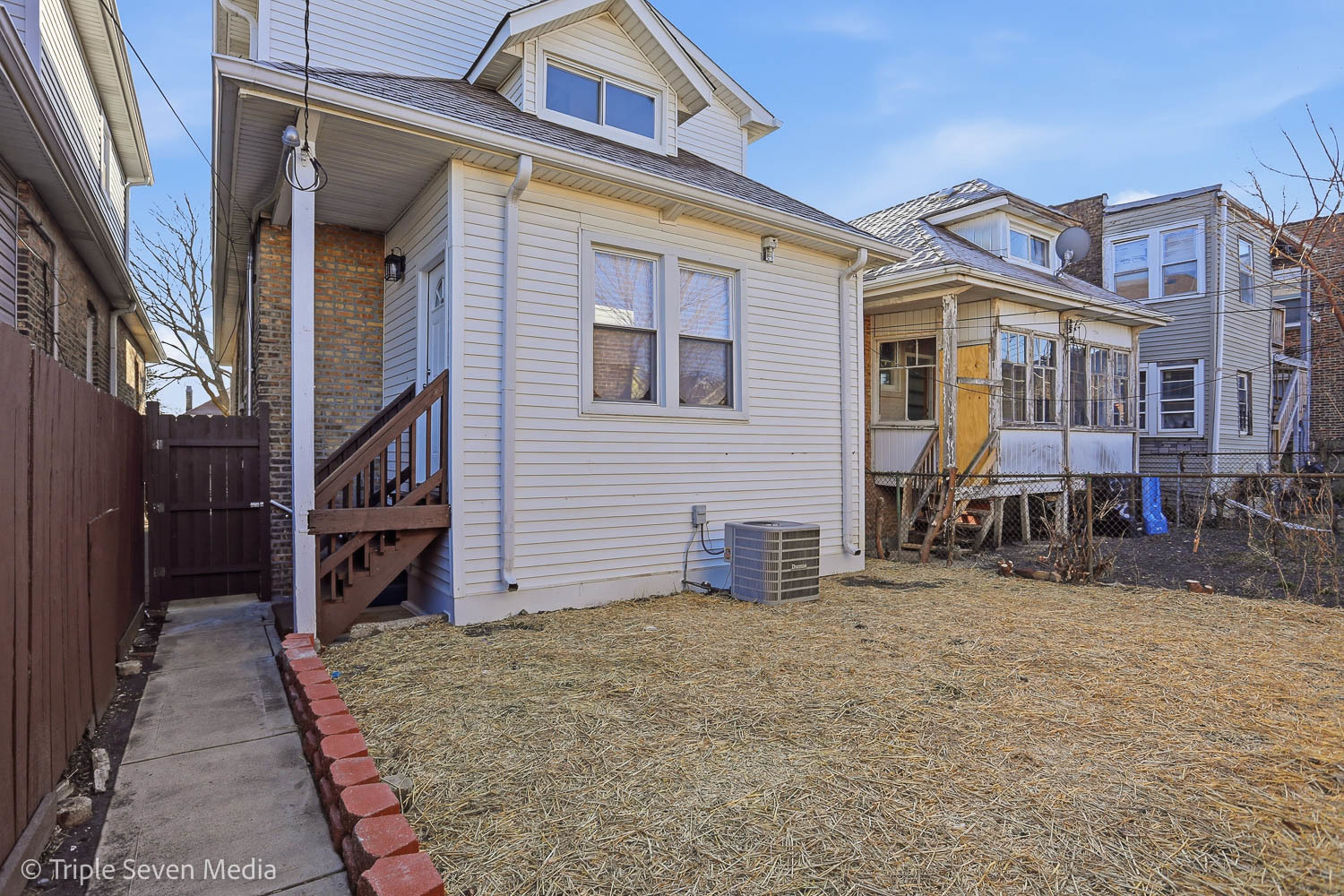 7520 S CARPENTER Street, Chicago, IL 60620