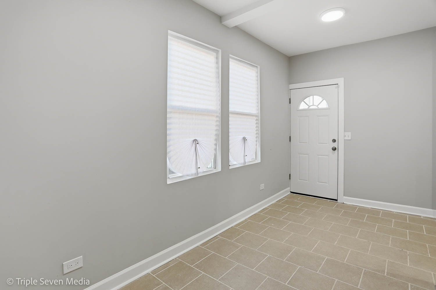 7520 S CARPENTER Street, Chicago, IL 60620