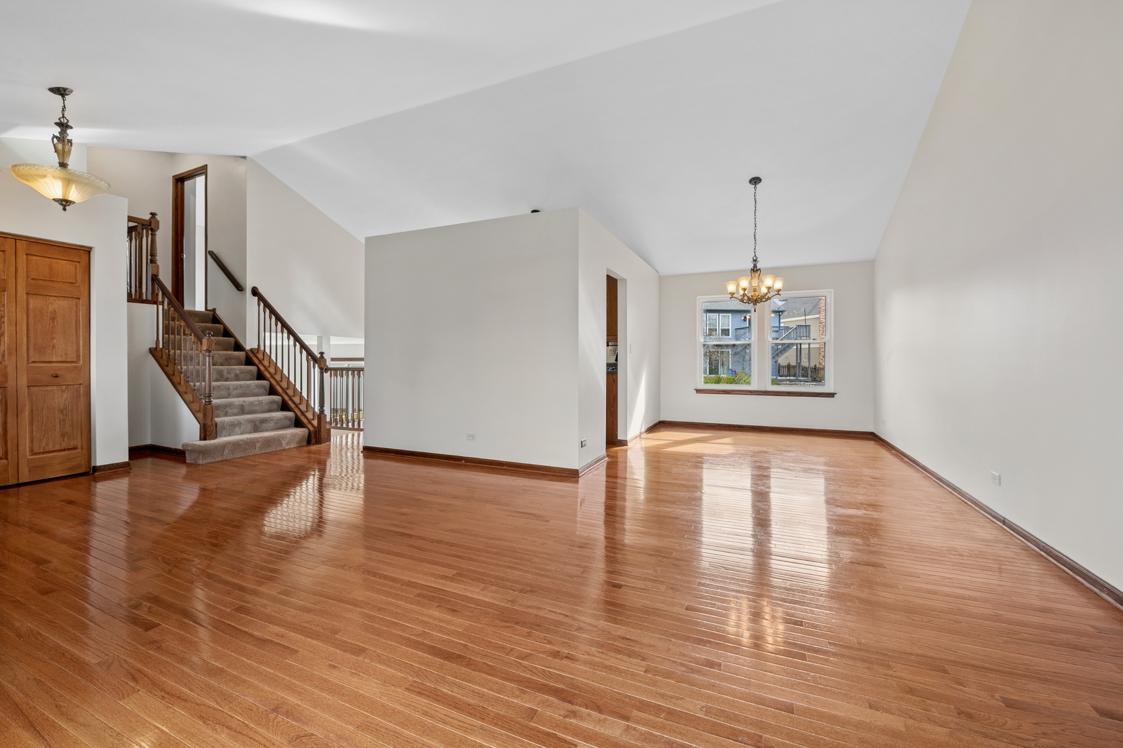 3585 Princeton Avenue, Aurora, IL 60504