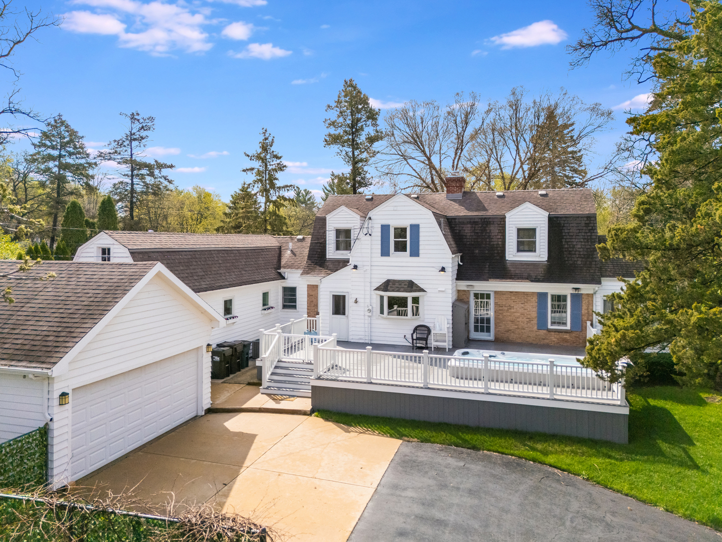 700 Broadway Avenue, Crystal Lake, IL 60014