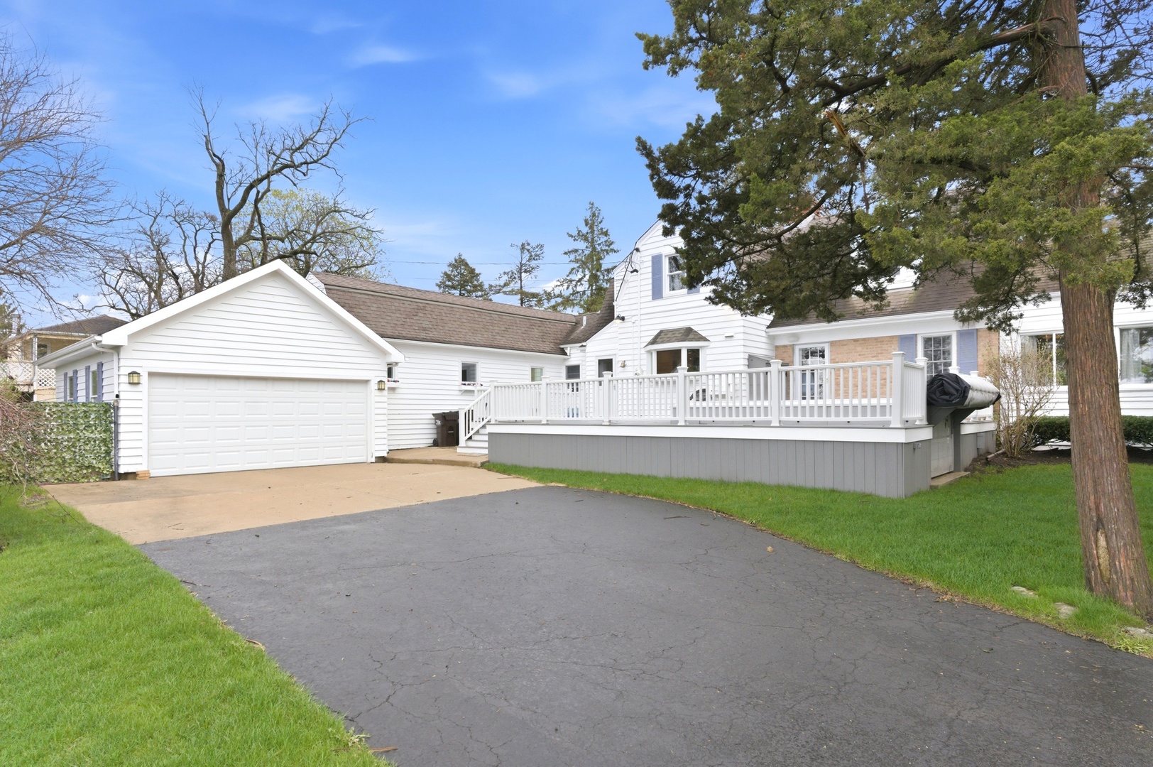 700 Broadway Avenue, Crystal Lake, IL 60014