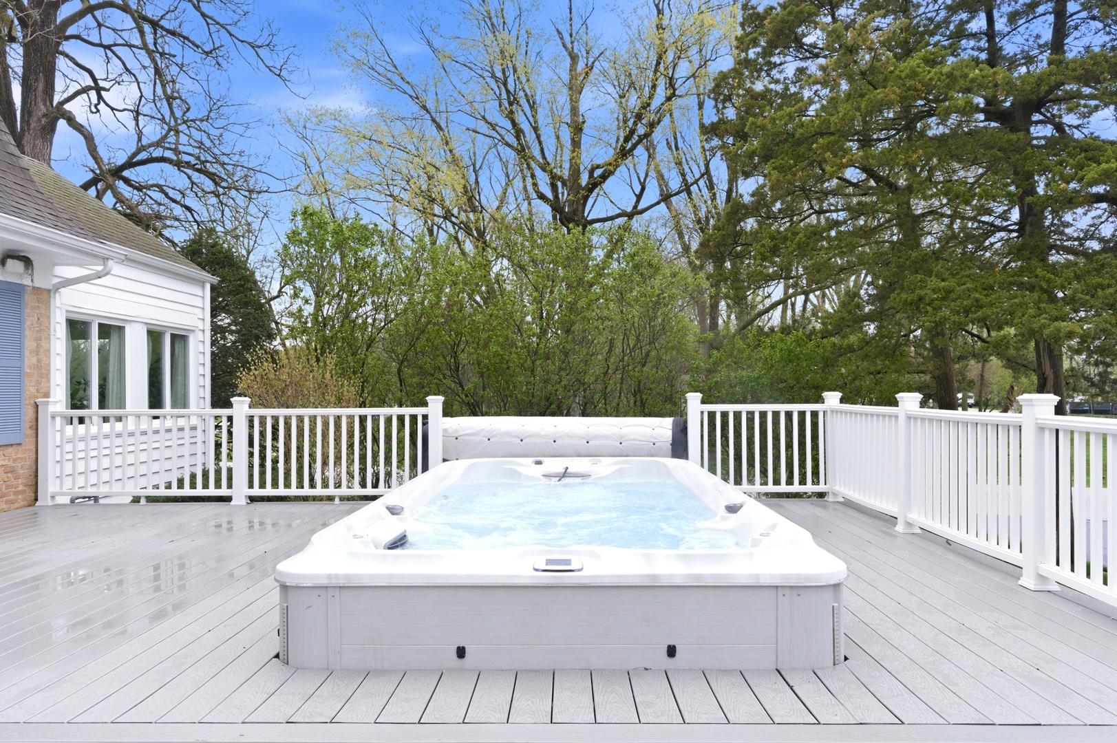 700 Broadway Avenue, Crystal Lake, IL 60014