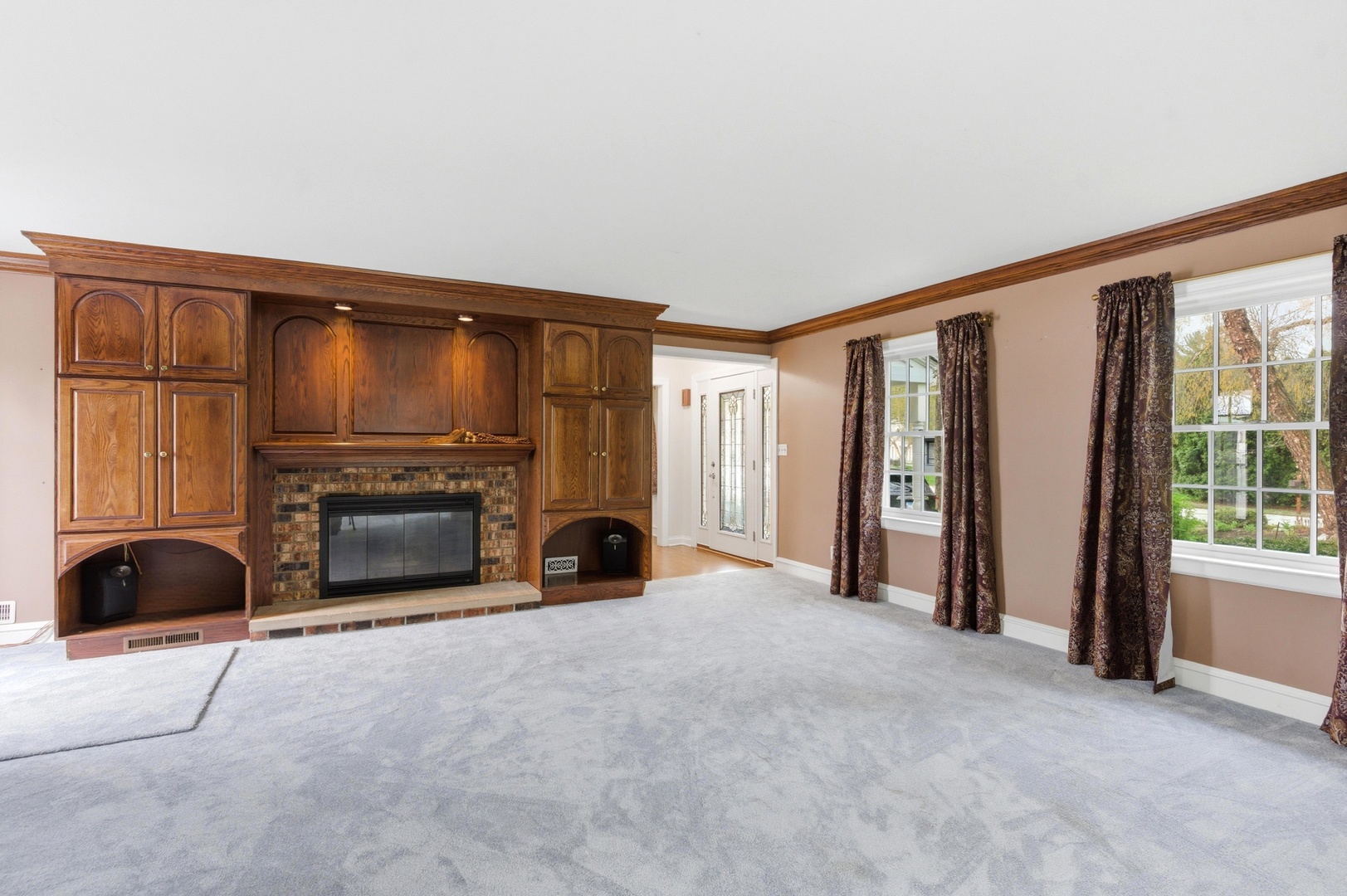 700 Broadway Avenue, Crystal Lake, IL 60014