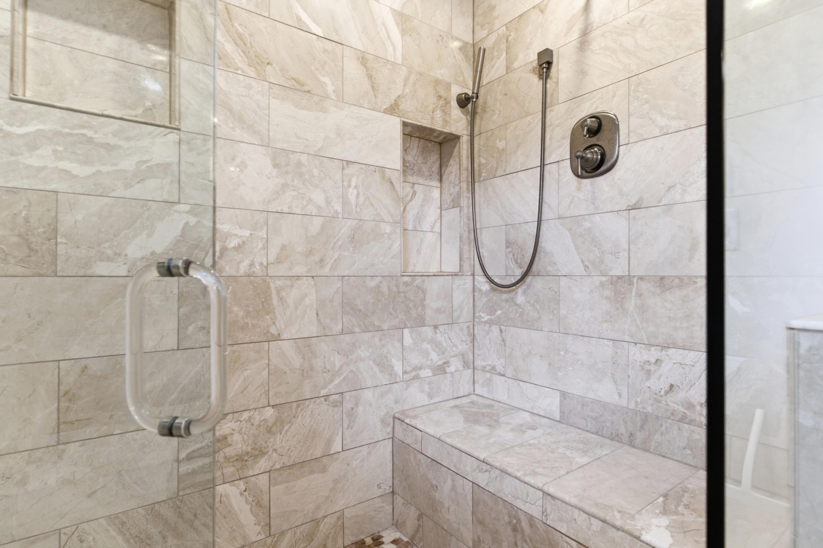 700 Broadway Avenue, Crystal Lake, IL 60014