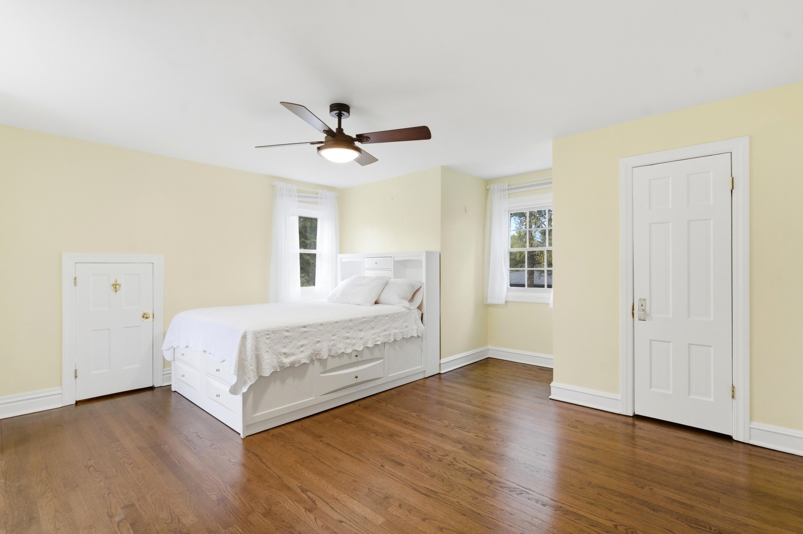 700 Broadway Avenue, Crystal Lake, IL 60014