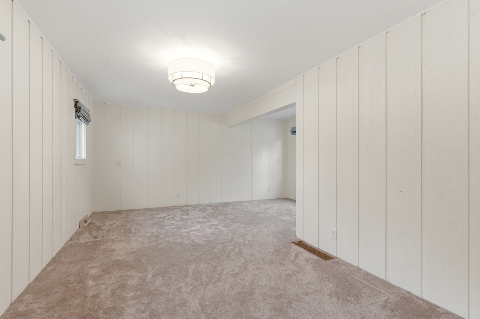 700 Broadway Avenue, Crystal Lake, IL 60014