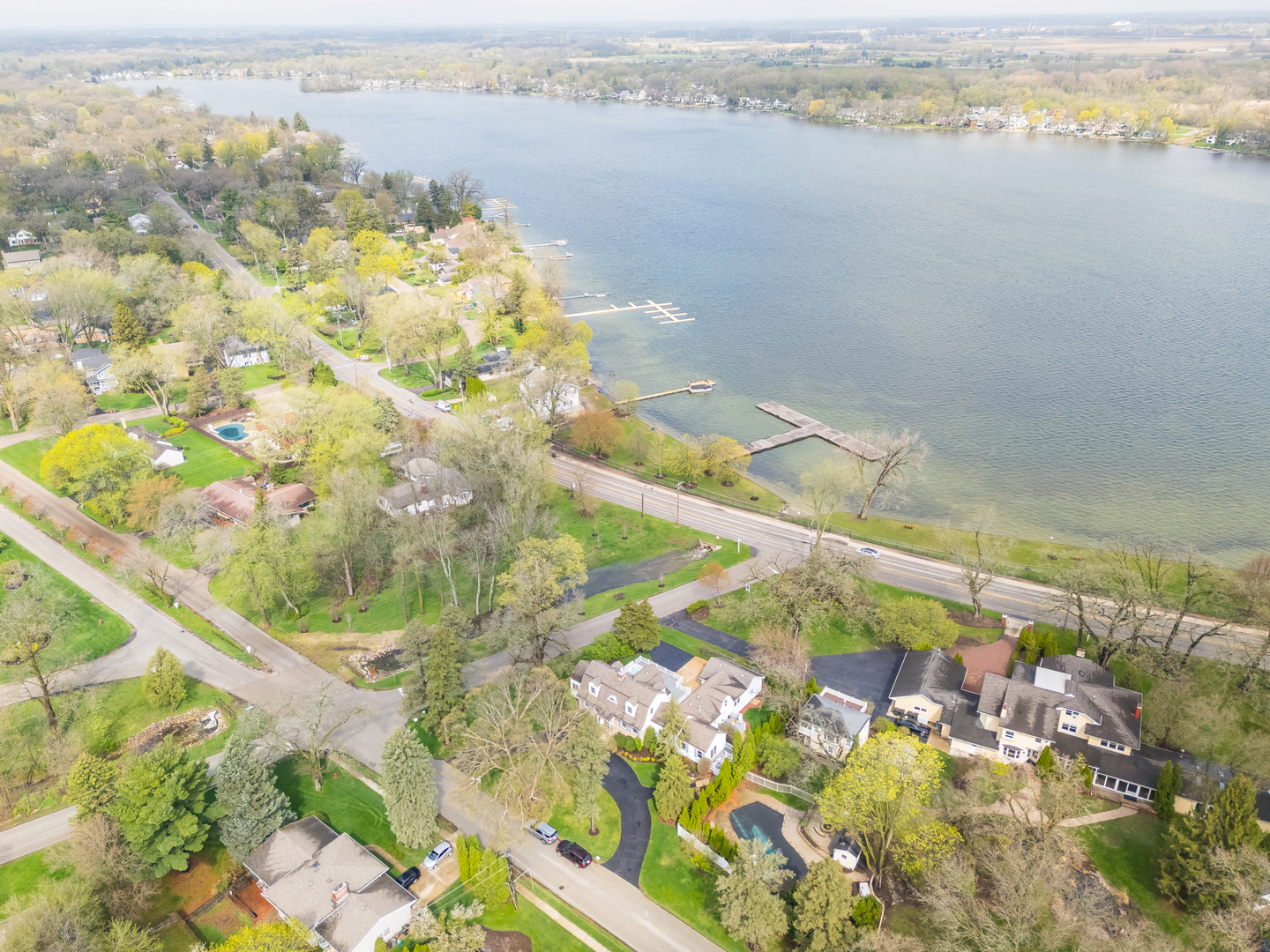 700 Broadway Avenue, Crystal Lake, IL 60014