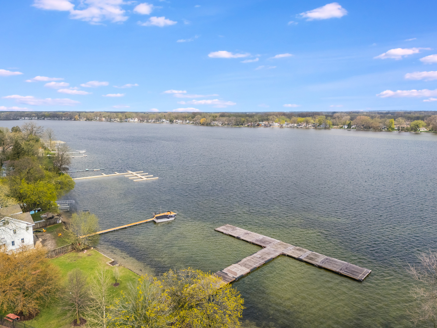 700 Broadway Avenue, Crystal Lake, IL 60014