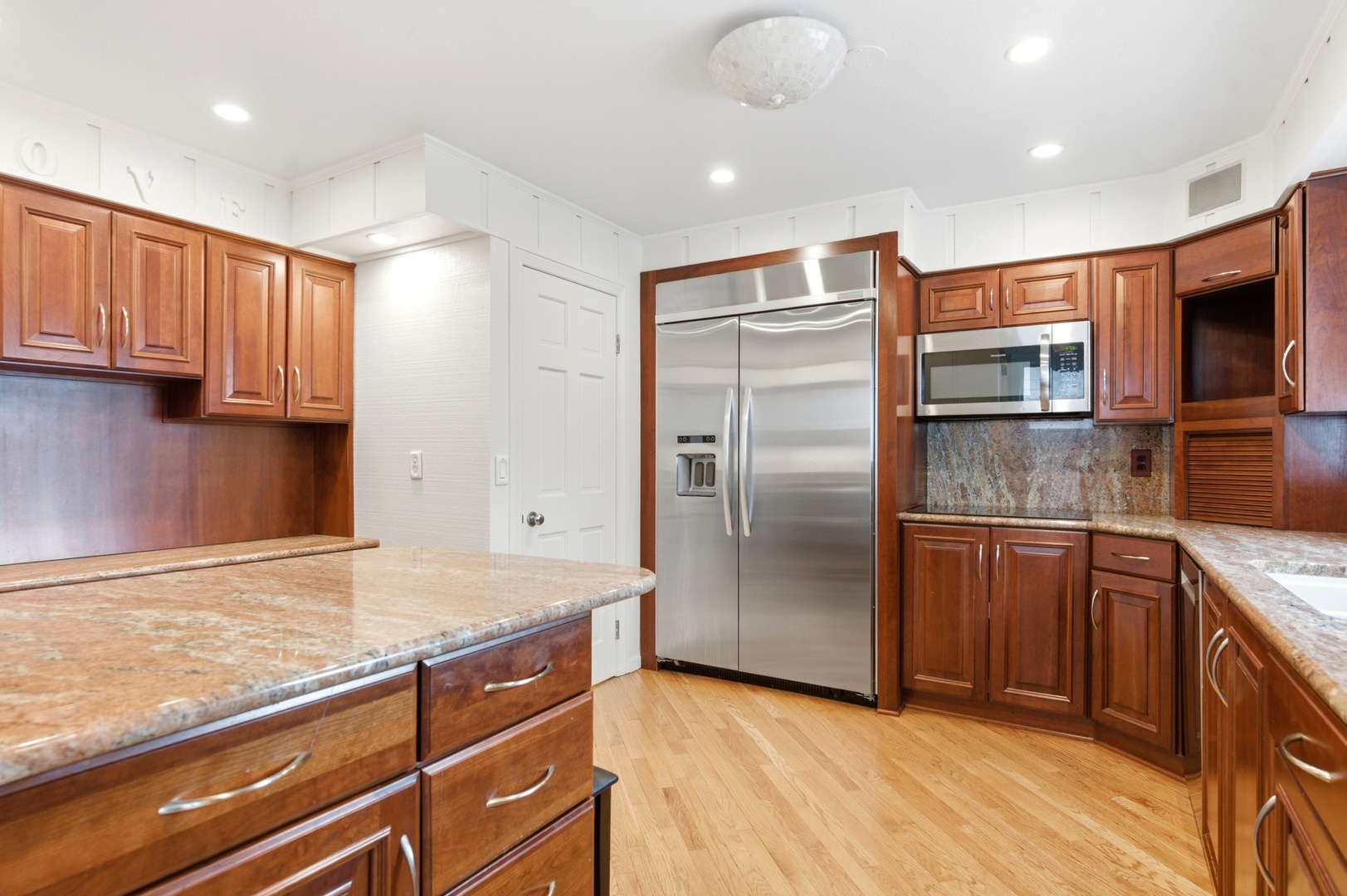 700 Broadway Avenue, Crystal Lake, IL 60014