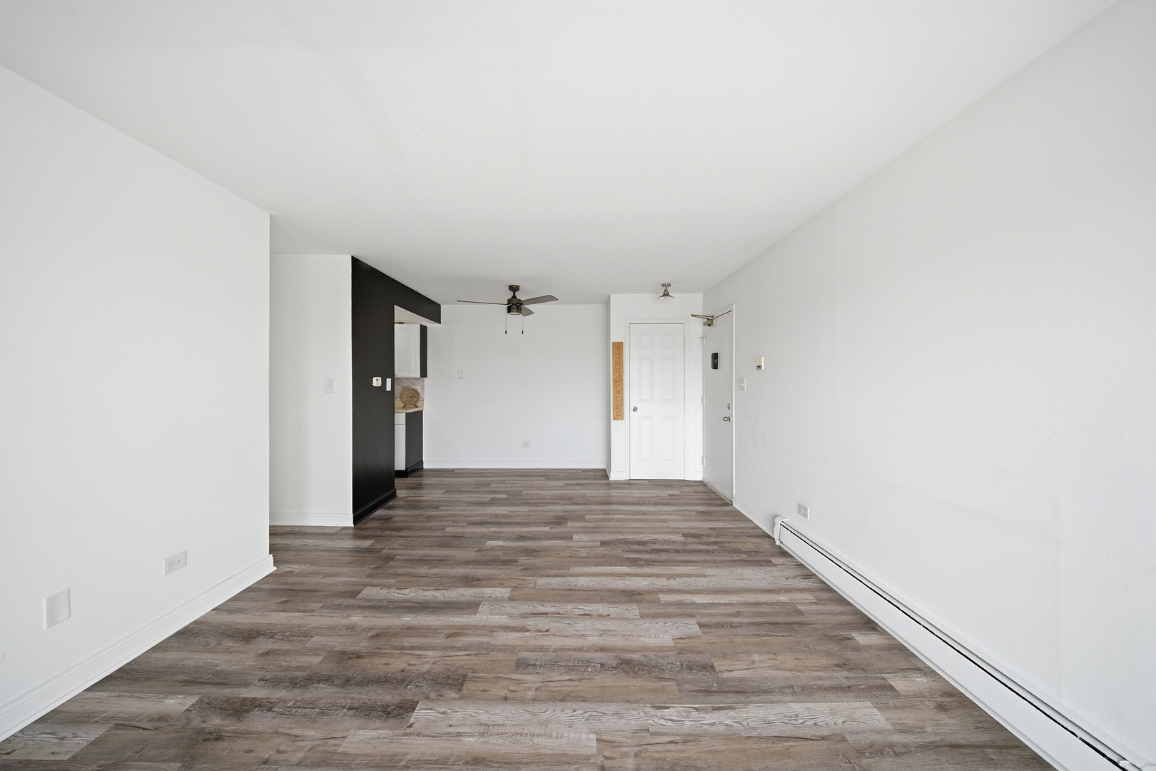 2 E Dundee Quarter Drive #B201, Palatine, IL 60074