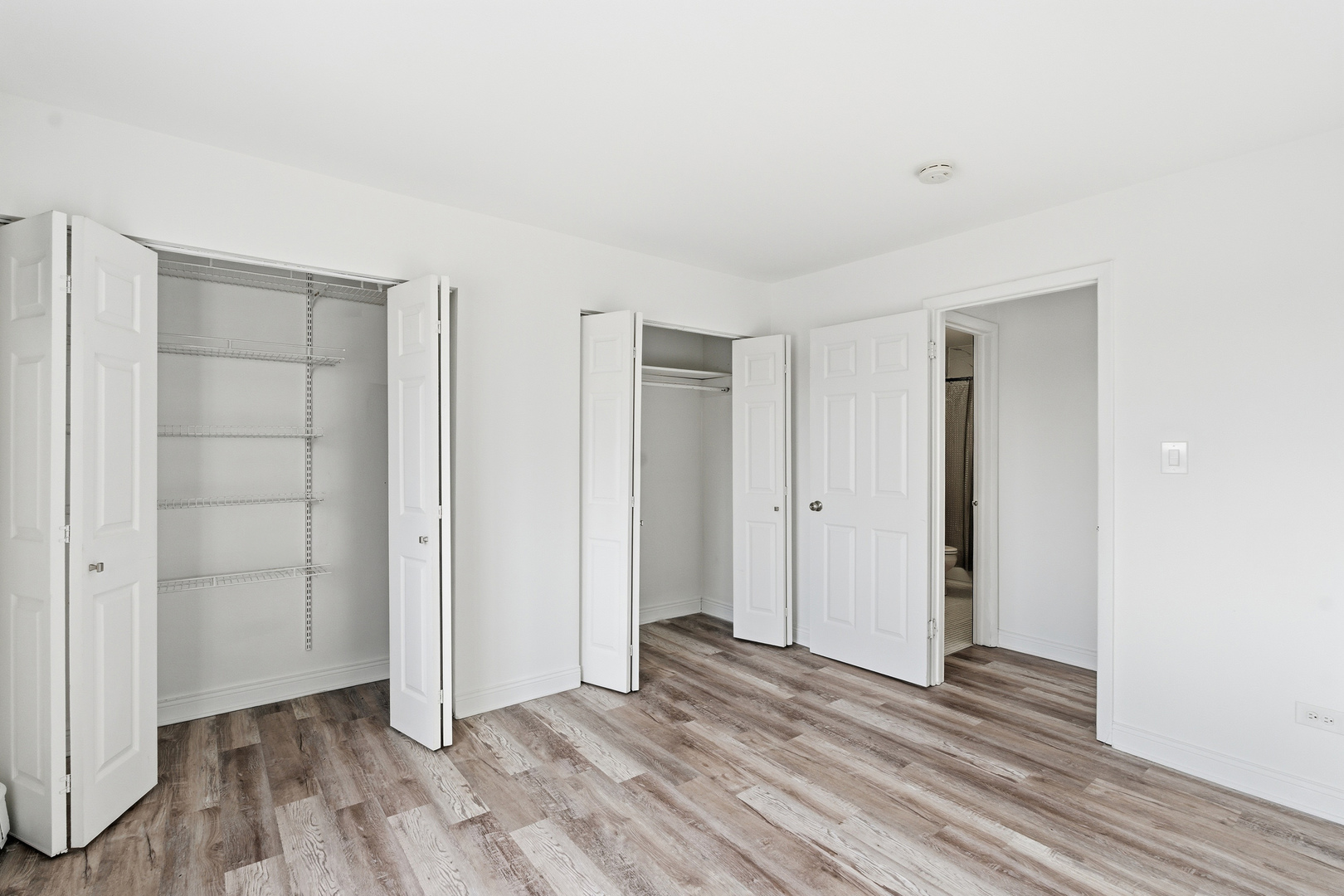 2 E Dundee Quarter Drive #B201, Palatine, IL 60074