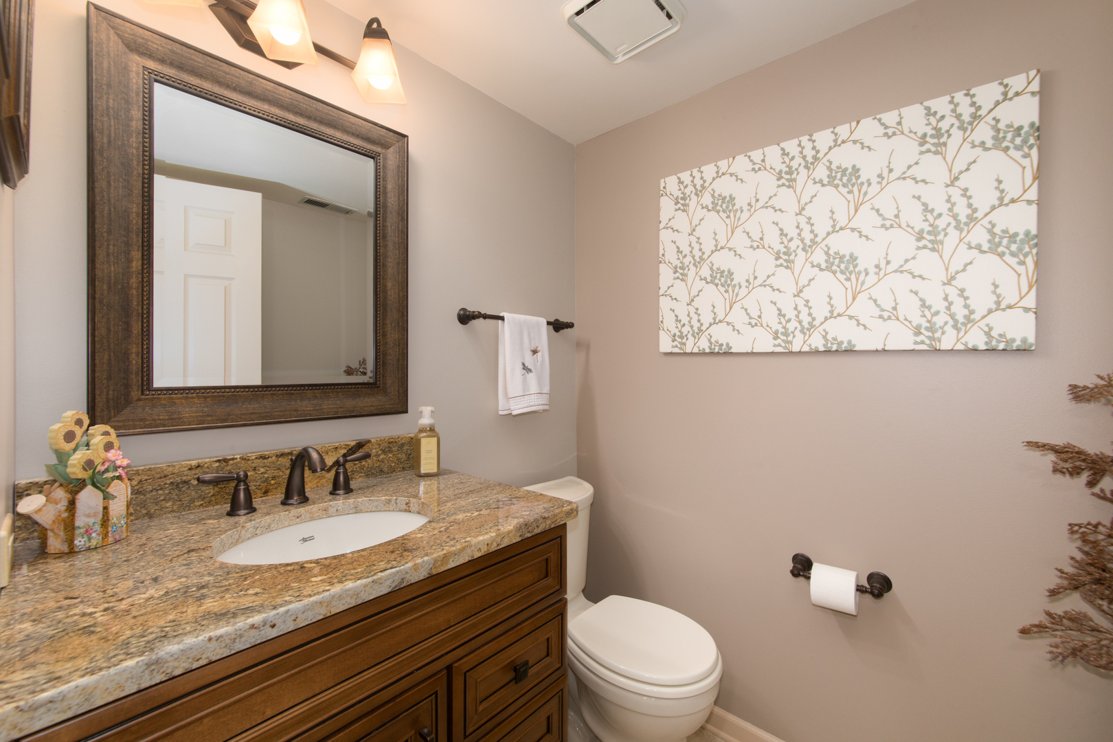 1136 Stanton Road, Lake Zurich, IL 60047