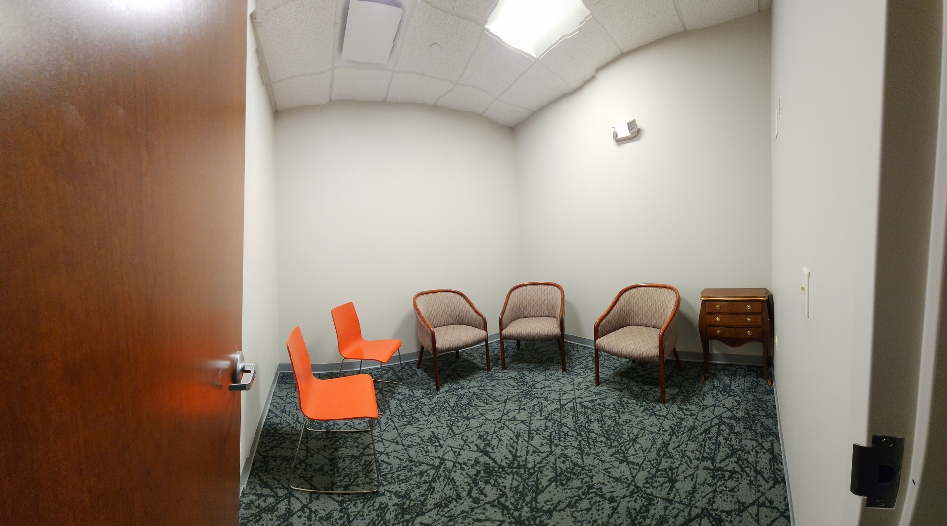 4200 Cantera Drive #117, Warrenville, IL 60555