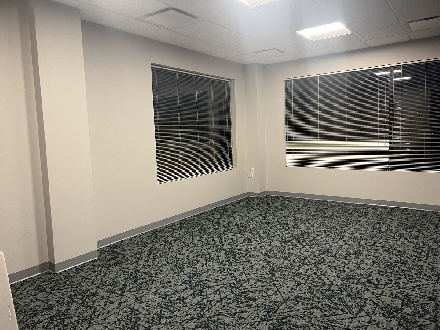 4200 Cantera Drive #117, Warrenville, IL 60555